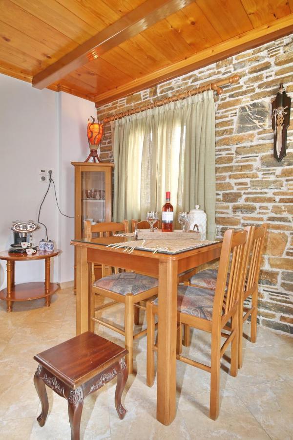 Traditional City Centre House Skopelos Town Bagian luar foto